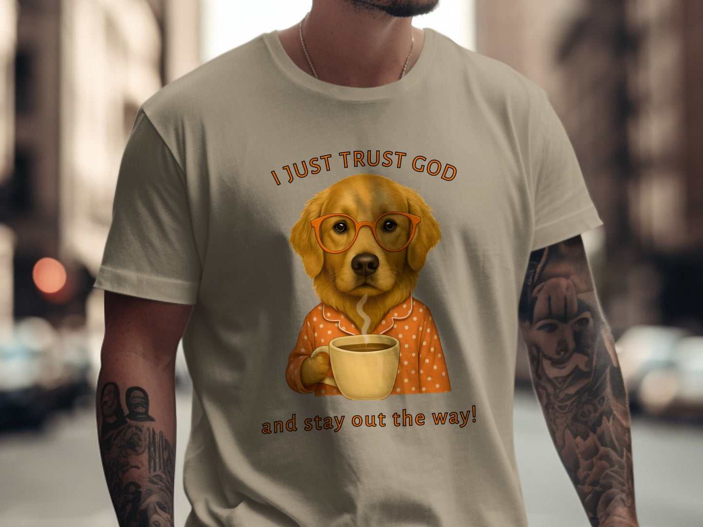 Golden Retriever Trust God Vintage T-Shirt