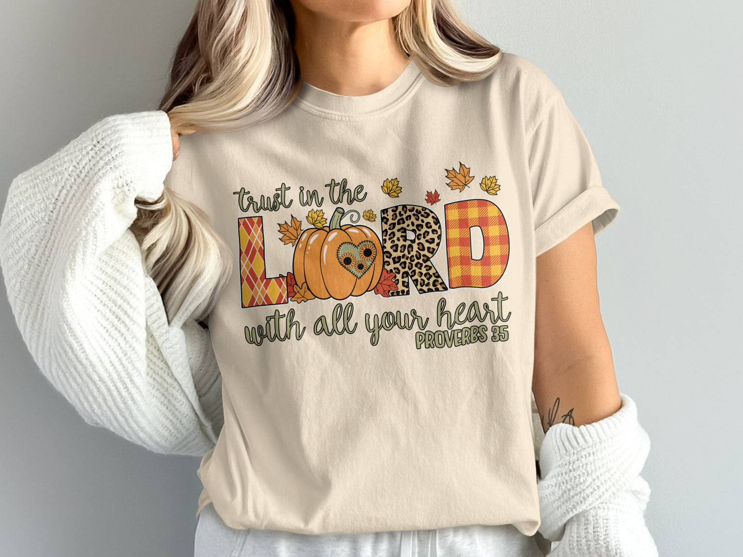 Trust in the LORD Proverbs 3:5 graphic t-shirt